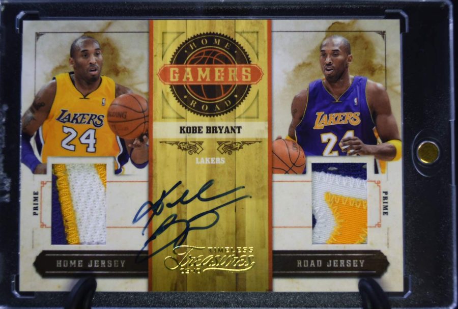 Kobe Bryant 2009-10 Timeless Treasures Home and Road Gamers Prime Signatures